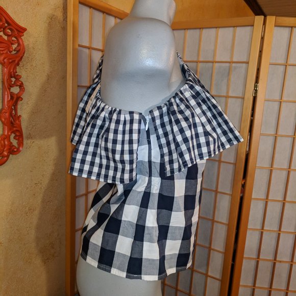 J. Crew, NEW with tags, asymmetrical top, size 00. - Picture 6 of 7